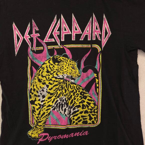 Def Leppard Band Graphic Crew Neck T Shirt Adult Mens Size Small S Black - Picture 4 of 9